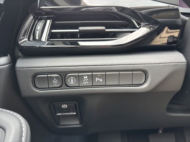 Certified 2026 Acura MDX w/ Technology Package image 9