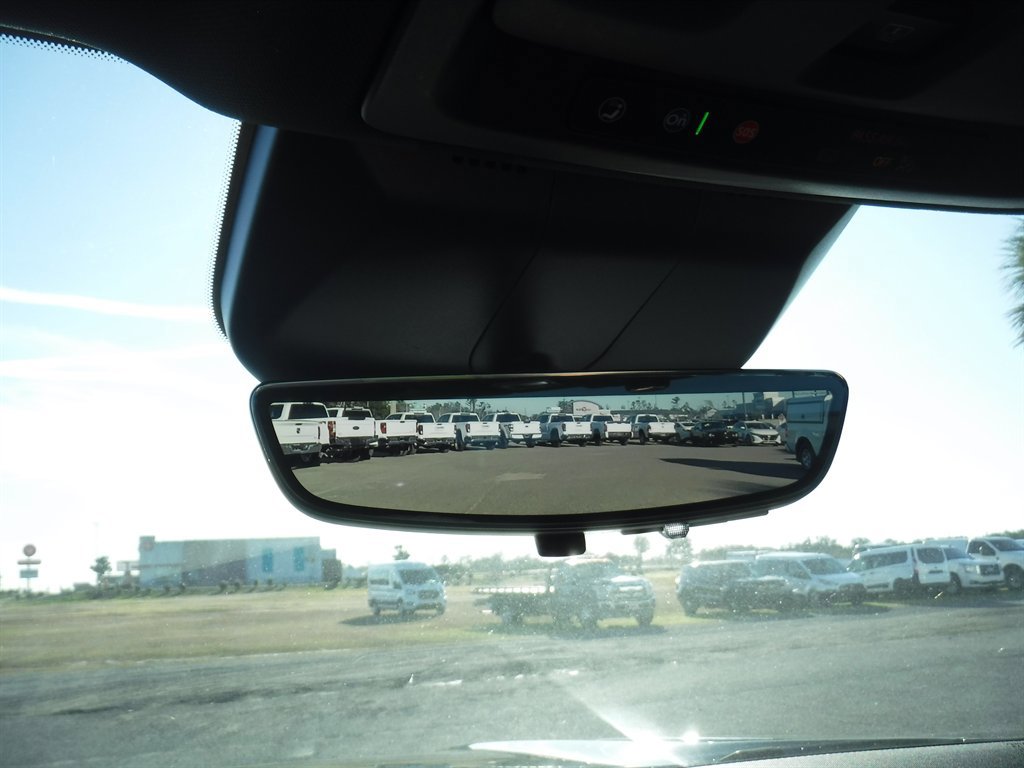 Used 2023 Cadillac Escalade Premium Luxury image 22