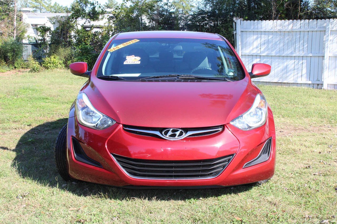 Used 2015 Hyundai Elantra SE FWD image 2
