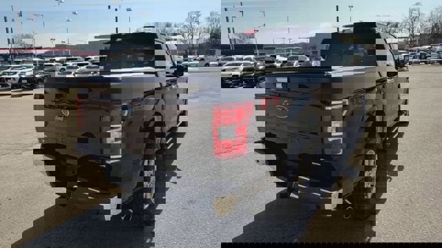 Used 2018 Ford F150 XLT w/ Equipment Group 302A Luxury image 8