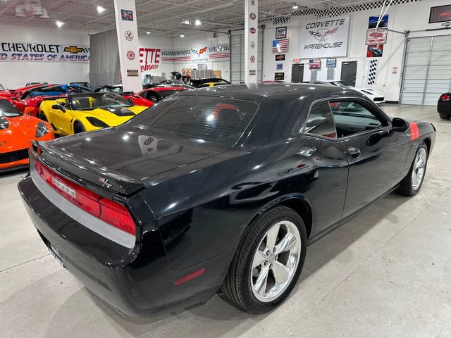 Used 2014 Dodge Challenger R/T RWD image 25