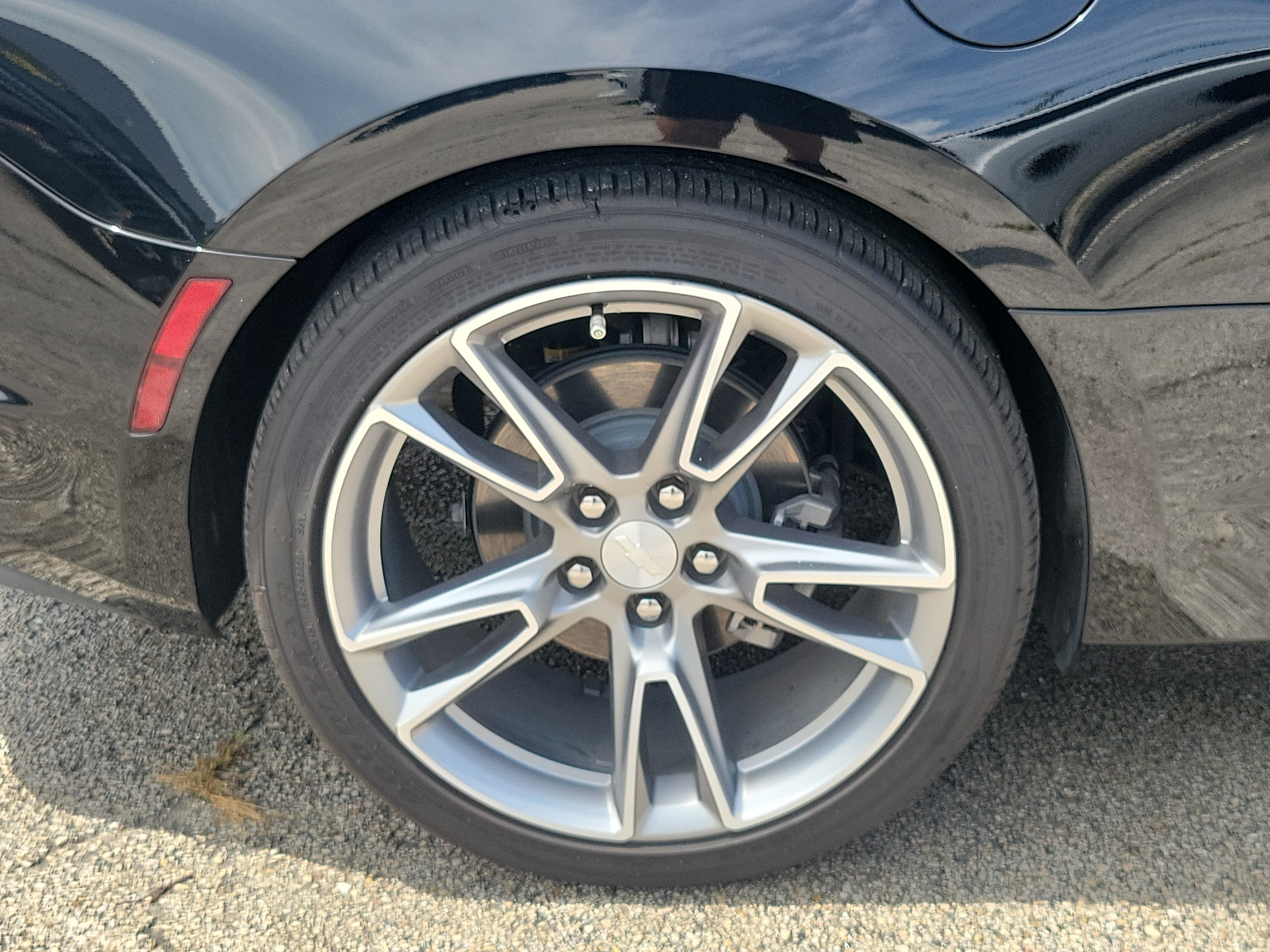 Used 2024 Chevrolet Camaro LT w/ RS Package RWD image 8