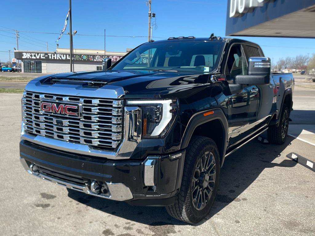 New 2024 GMC Sierra 2500 Denali w/ Technology Package image 7
