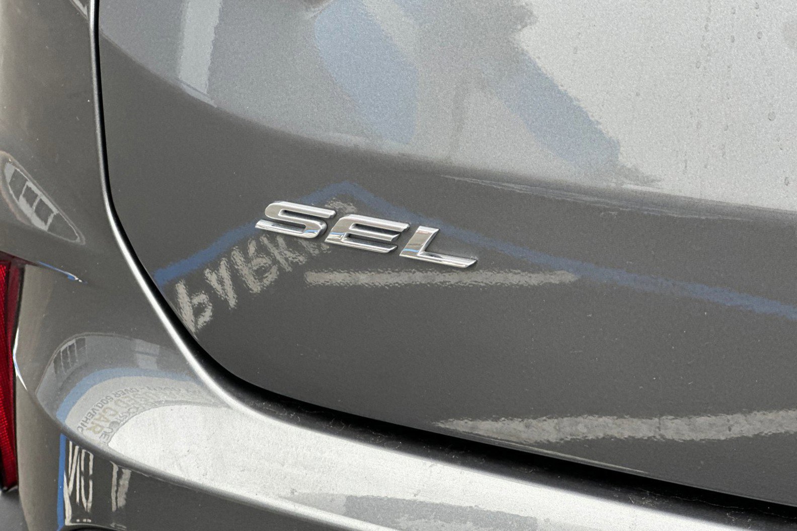 Used 2024 Ford Edge SEL image 28