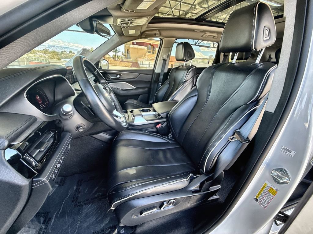 Used 2023 Acura MDX SH-AWD w/ Advance Package image 12