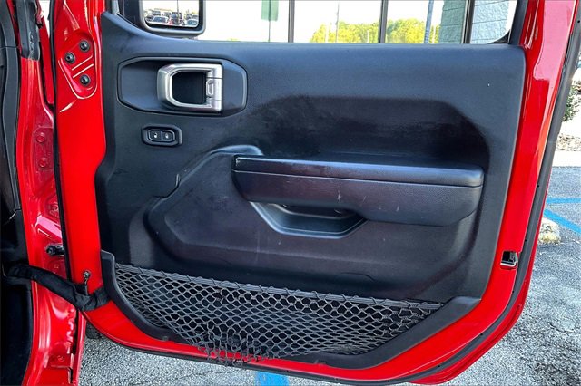 Used 2021 Jeep Gladiator Sport image 24