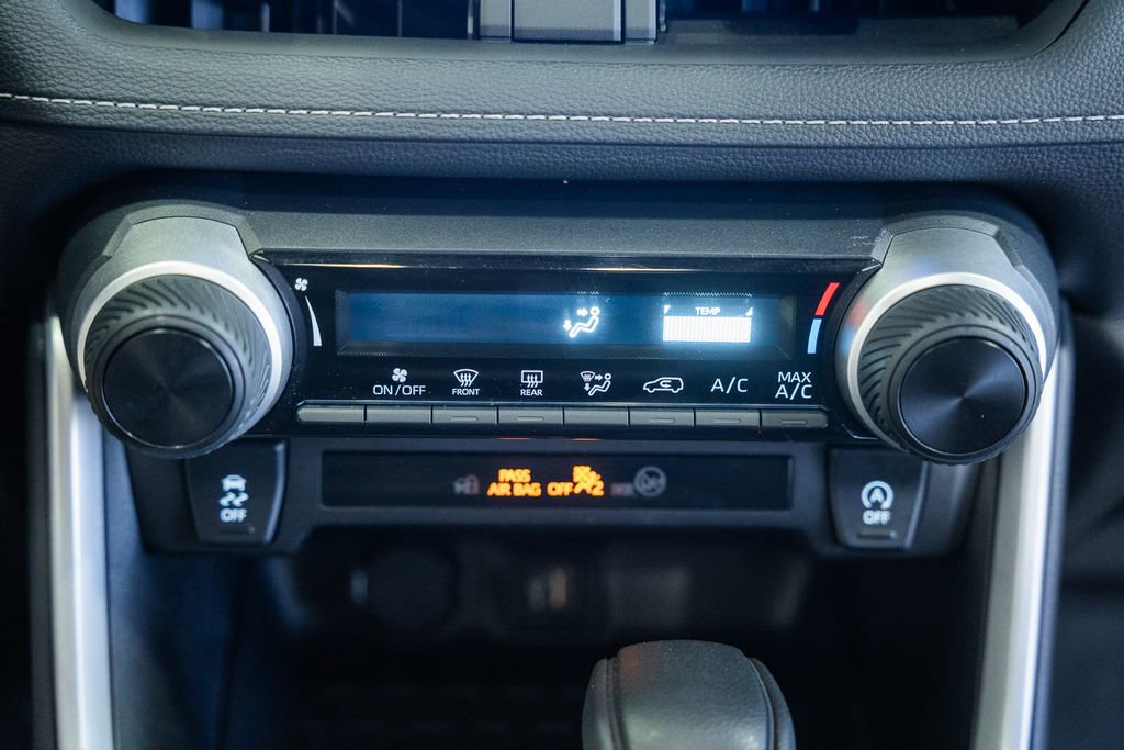 Used 2025 Toyota RAV4 LE image 20