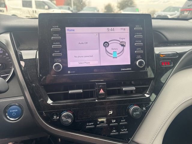 Used 2022 Toyota Camry LE image 10