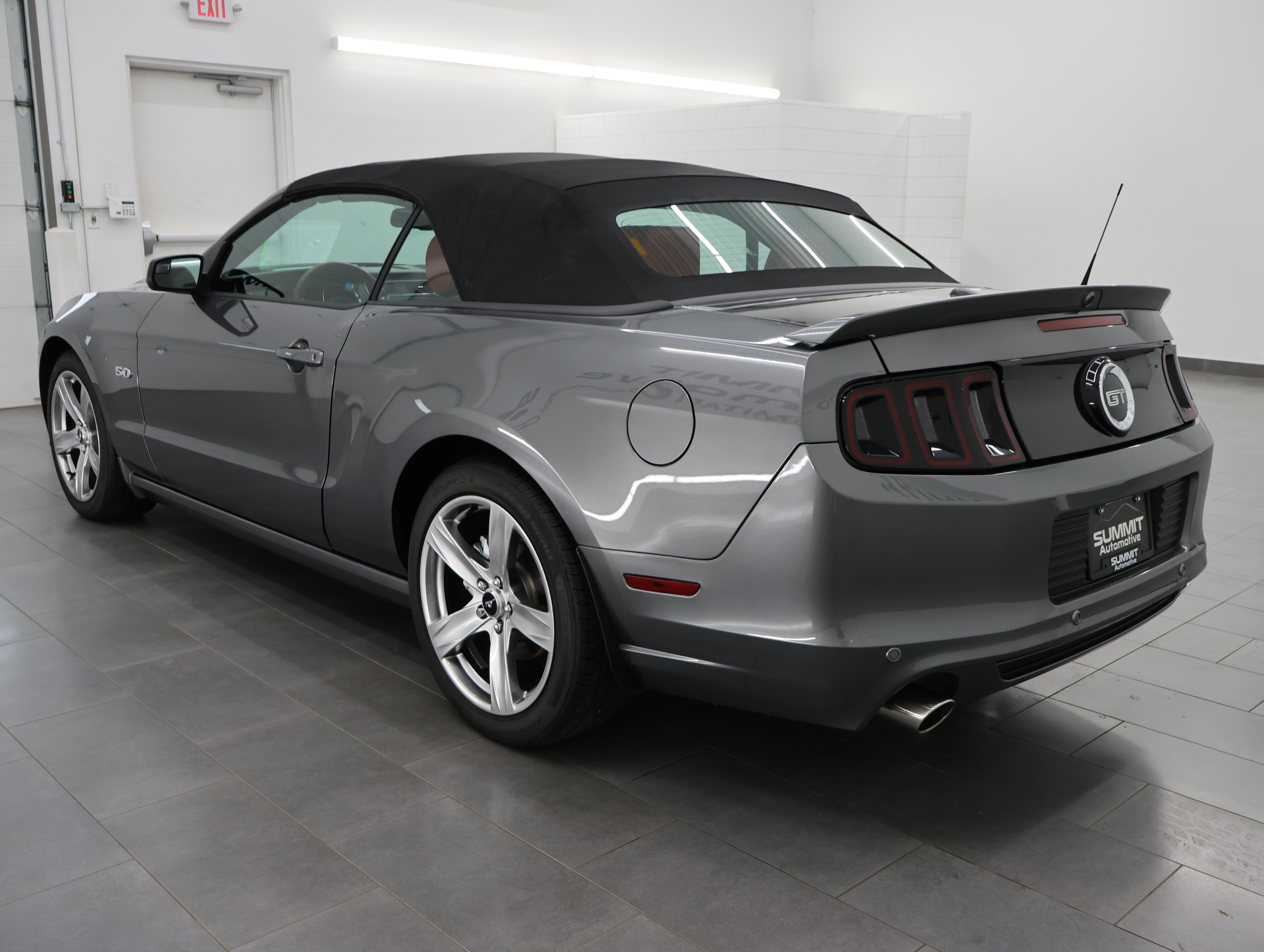 Used 2014 Ford Mustang GT Premium RWD image 49