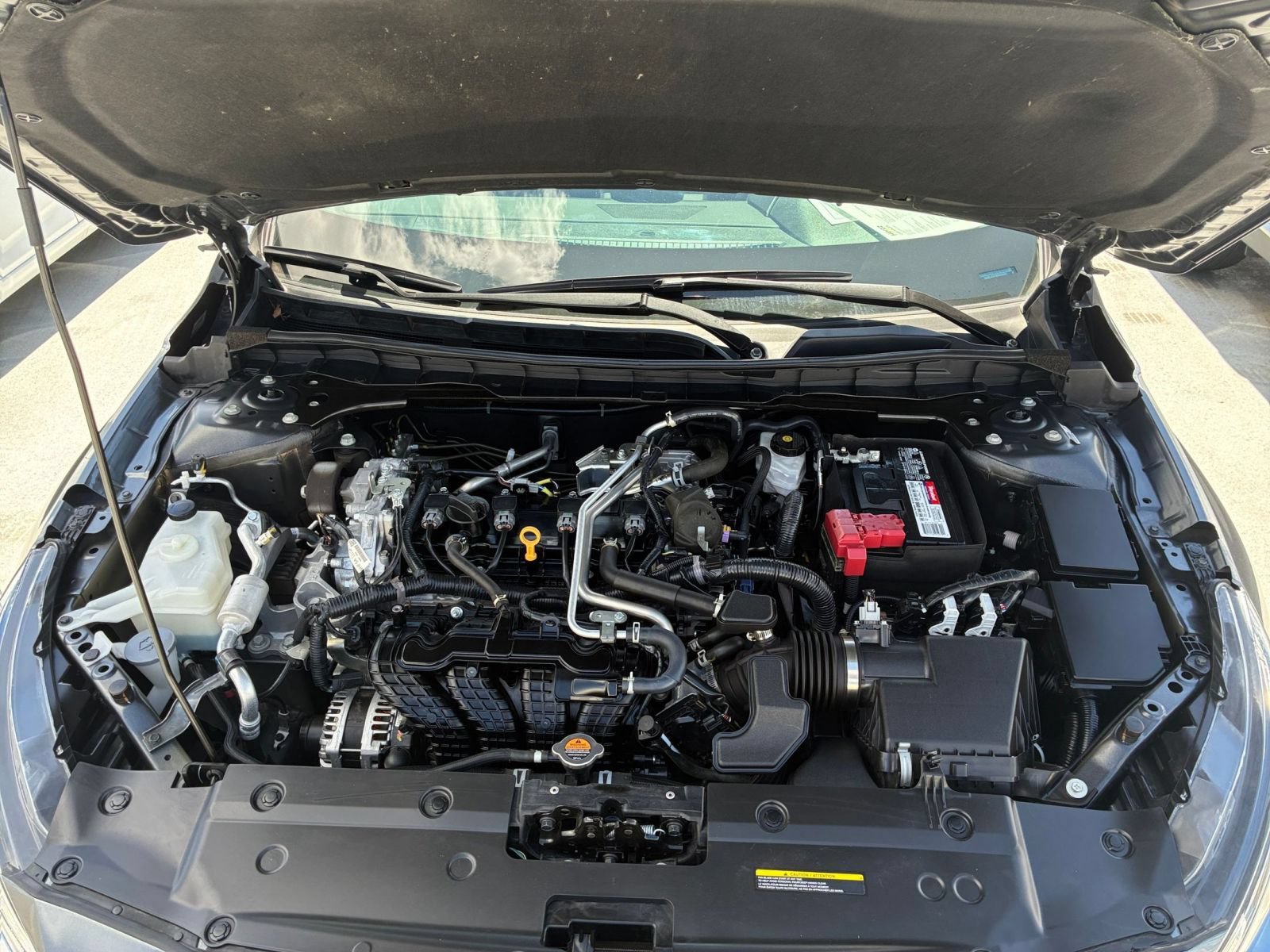 Used 2025 Nissan Altima 2.5 SV FWD image 32