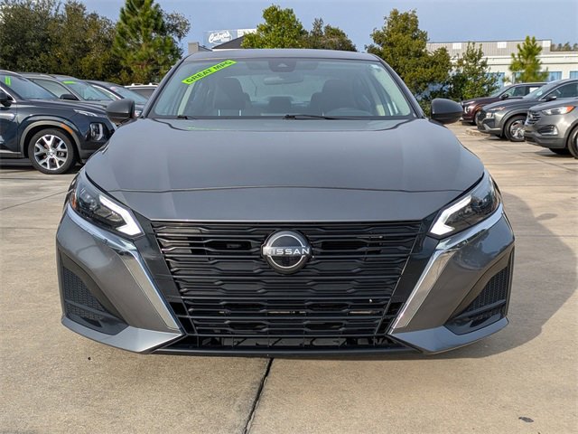 Used 2024 Nissan Altima 2.5 SV image 9