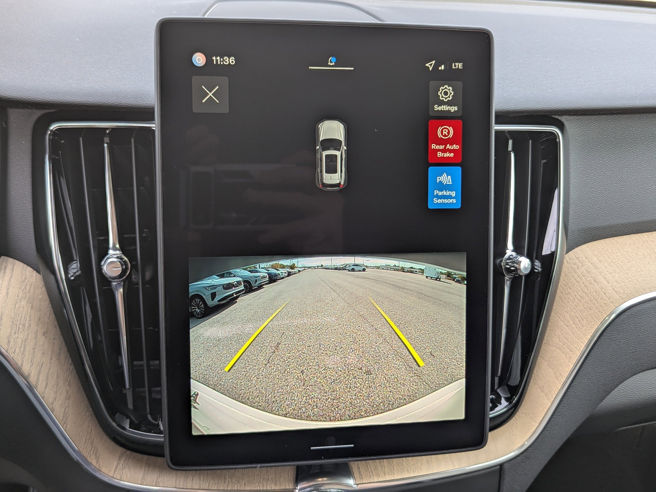 New 2026 Volvo XC60 B5 Core image 22