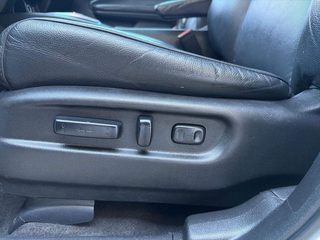 Used 2019 Honda Pilot Touring image 32