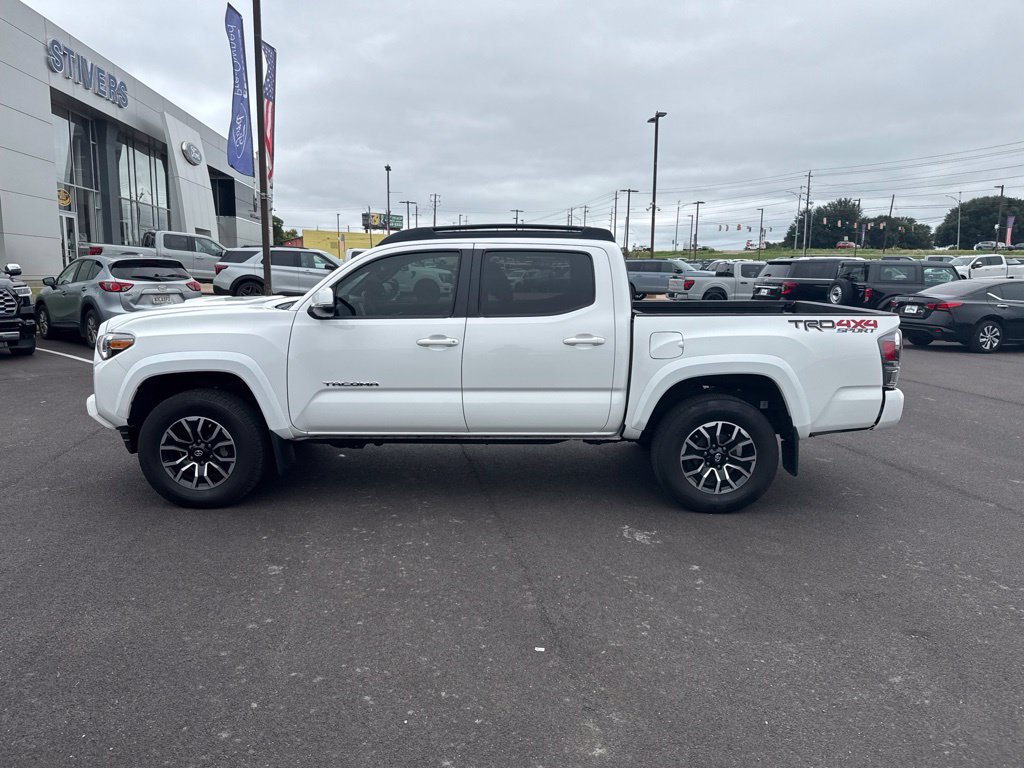 Used 2023 Toyota Tacoma TRD Sport w/ Technology Package AWD/4WD image 8