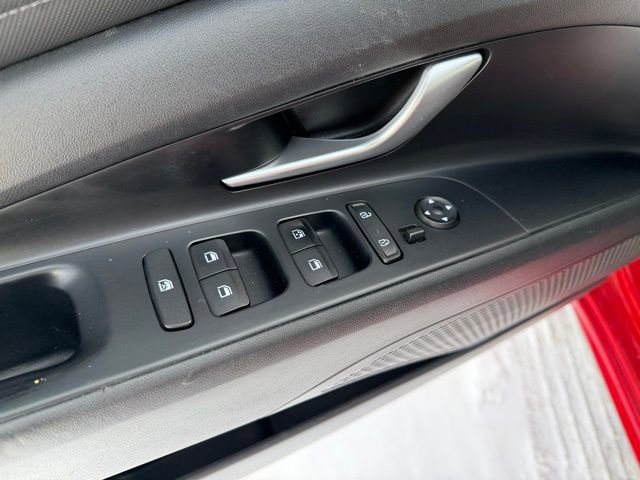 Certified 2021 Hyundai Elantra SEL w/ Convenience Package image 22