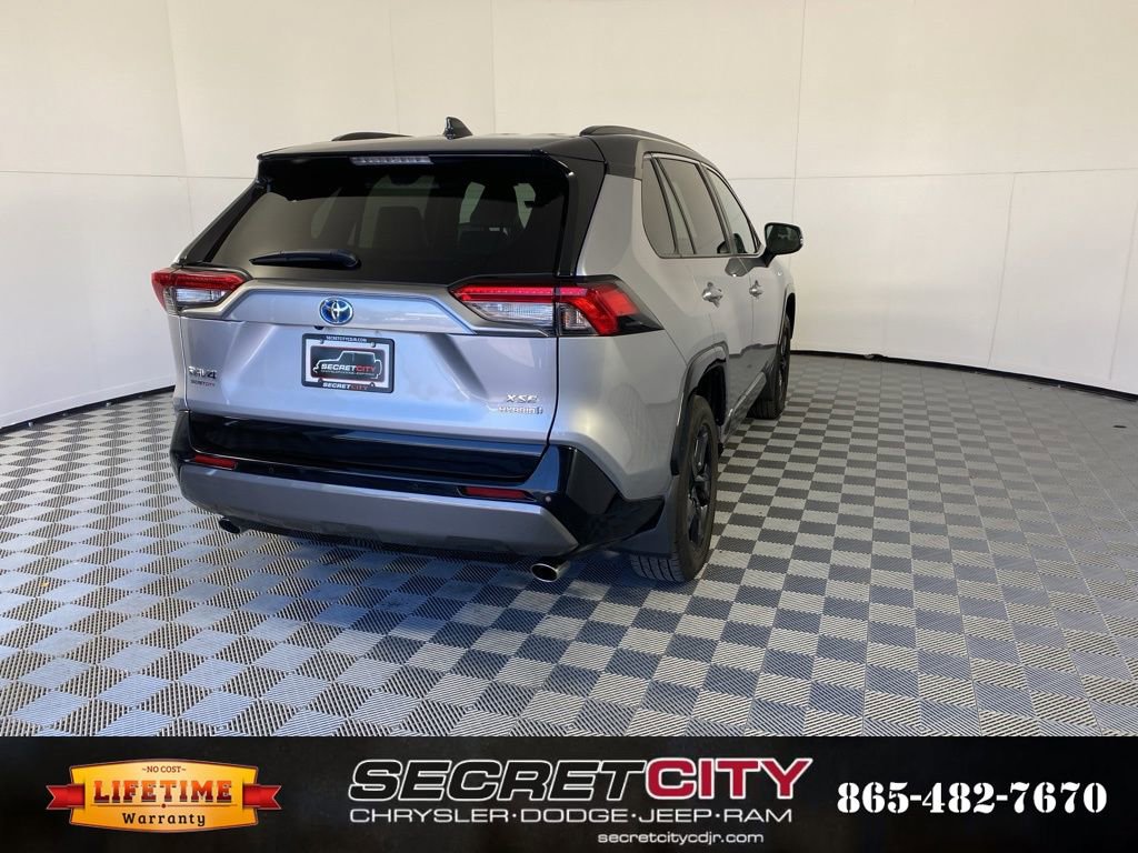 Used 2021 Toyota RAV4 XSE image 7