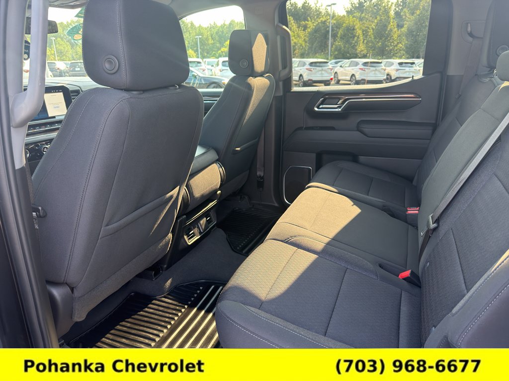 Used 2023 Chevrolet Silverado 1500 LT AWD/4WD image 23