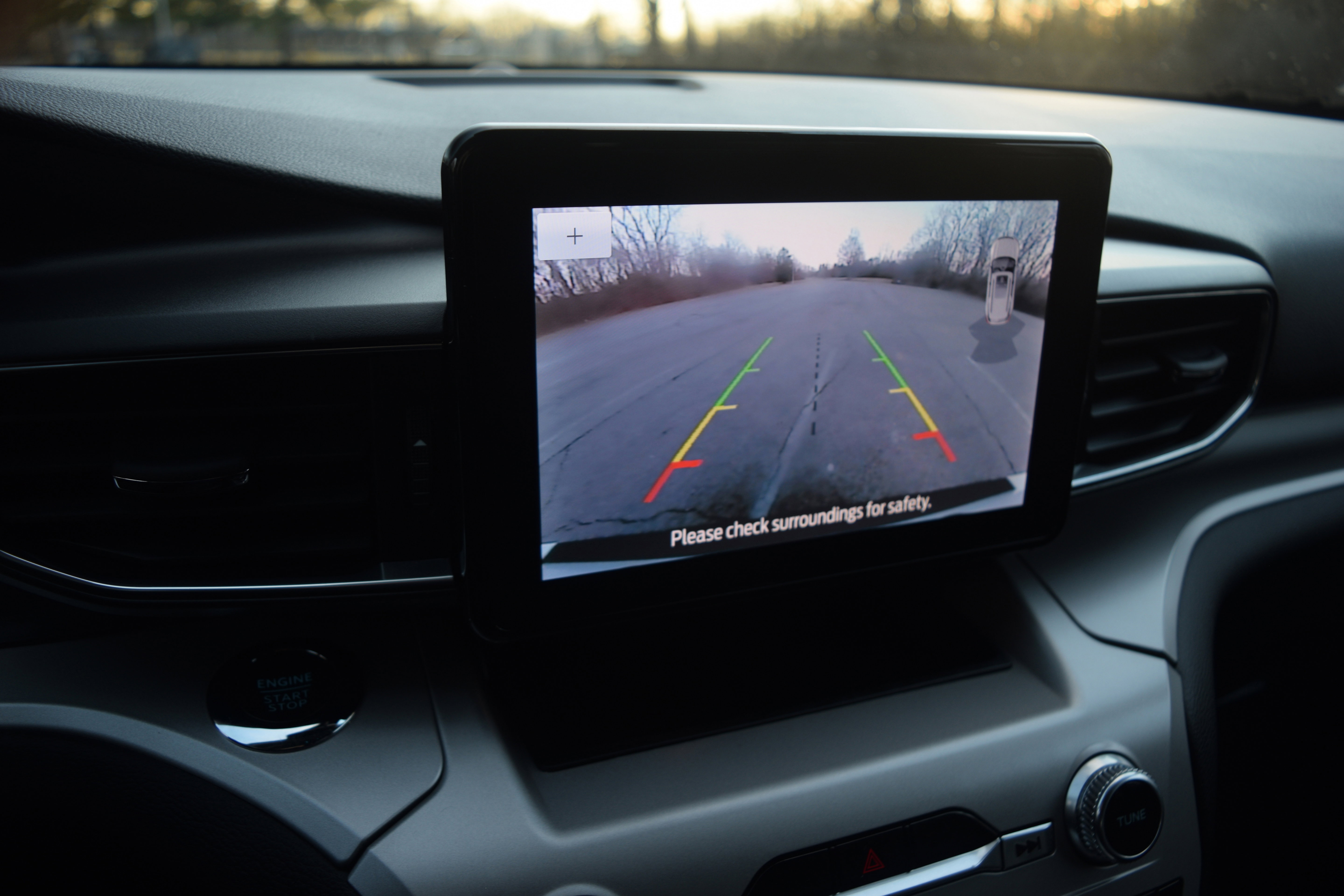 Used 2023 Ford Explorer XLT w/ Equipment Group 202A image 10