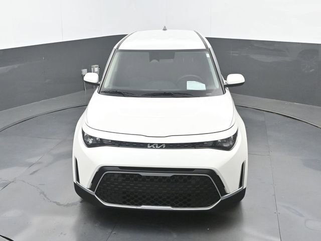 Used 2025 Kia Soul LX FWD image 29