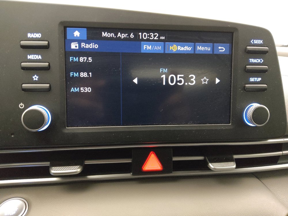 Used 2025 Hyundai Elantra Sport image 25