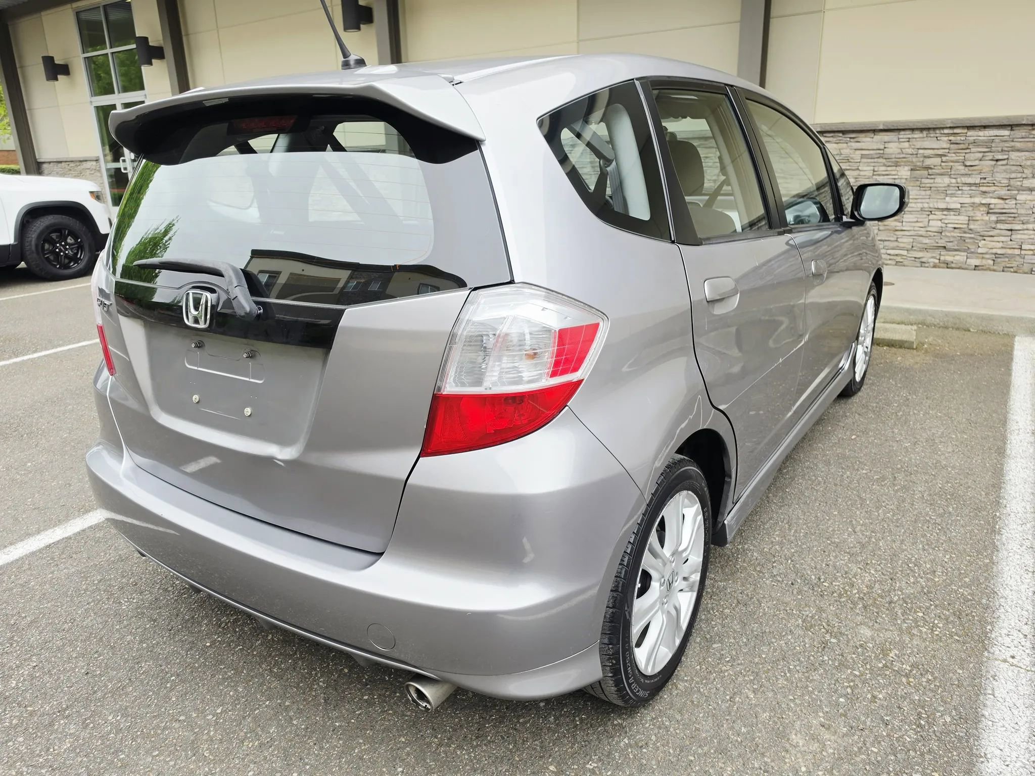 Used 2010 Honda Fit Sport image 5