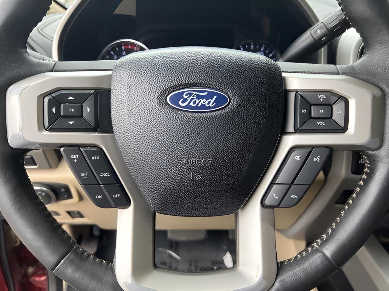 Used 2019 Ford F350 Lariat w/ Lariat Ultimate Package image 14