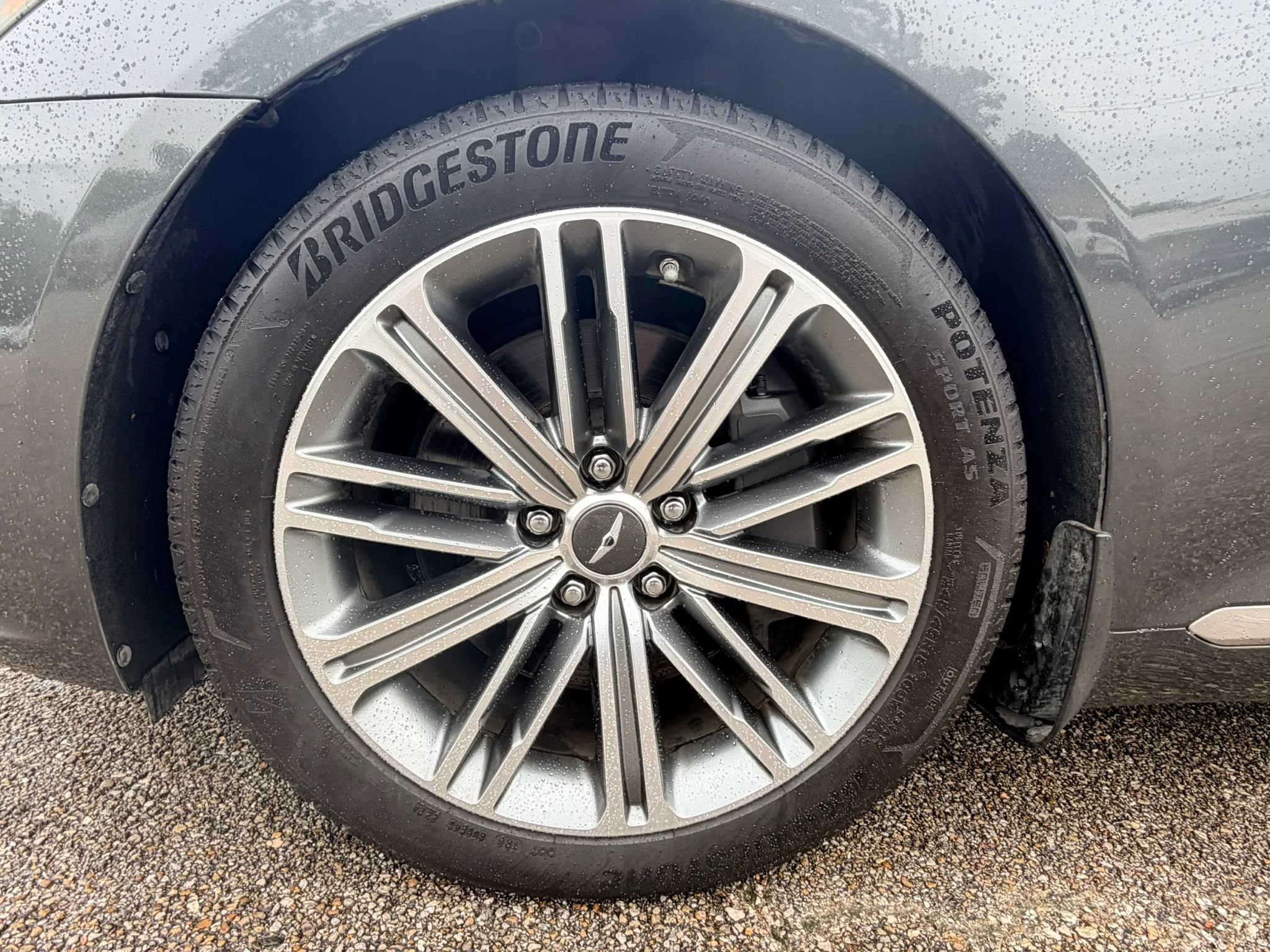 Used 2018 Genesis G80 3.8 w/ Option Group 02 RWD image 2