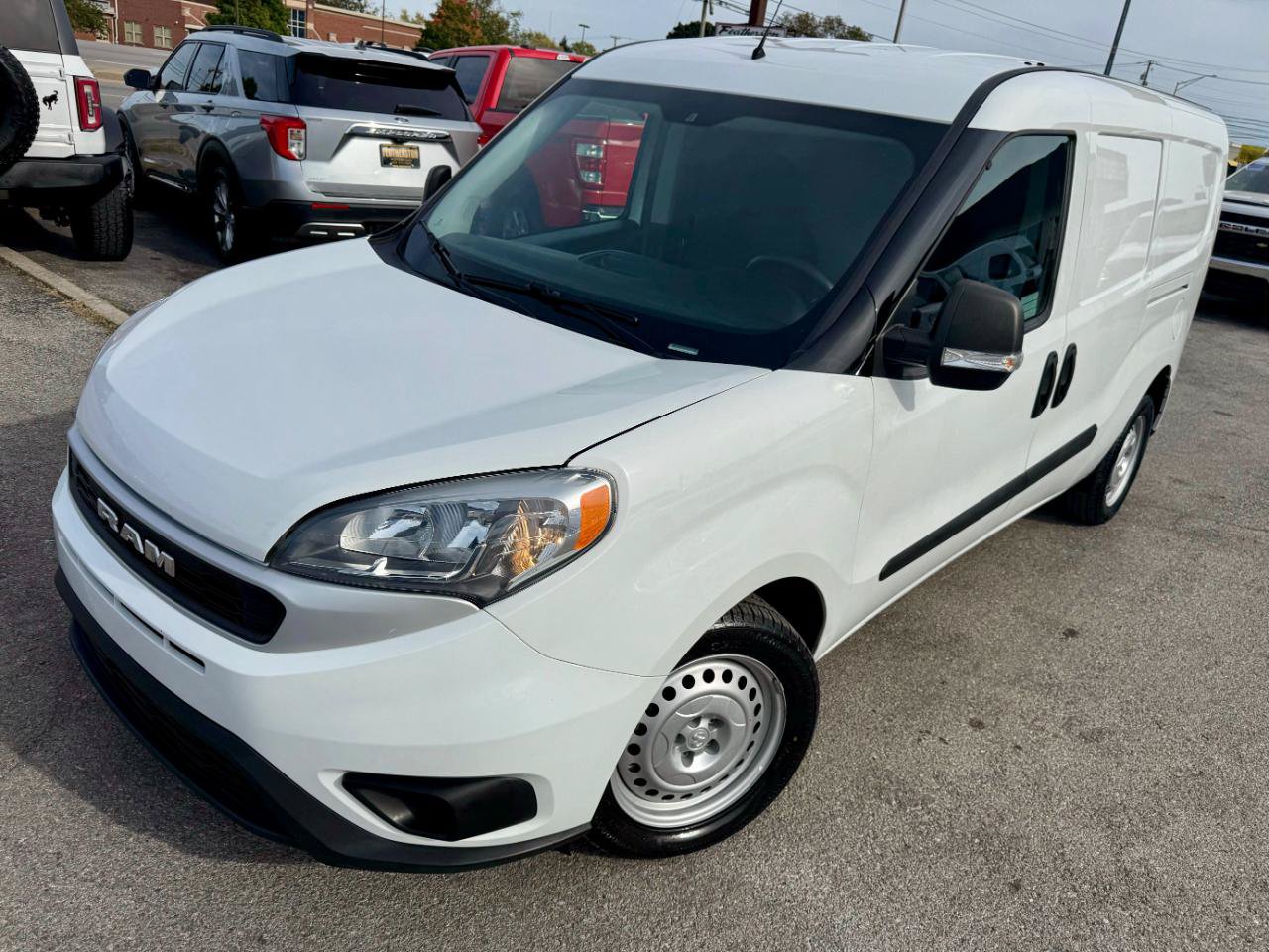 Used 2022 RAM ProMaster City Tradesman FWD image 3