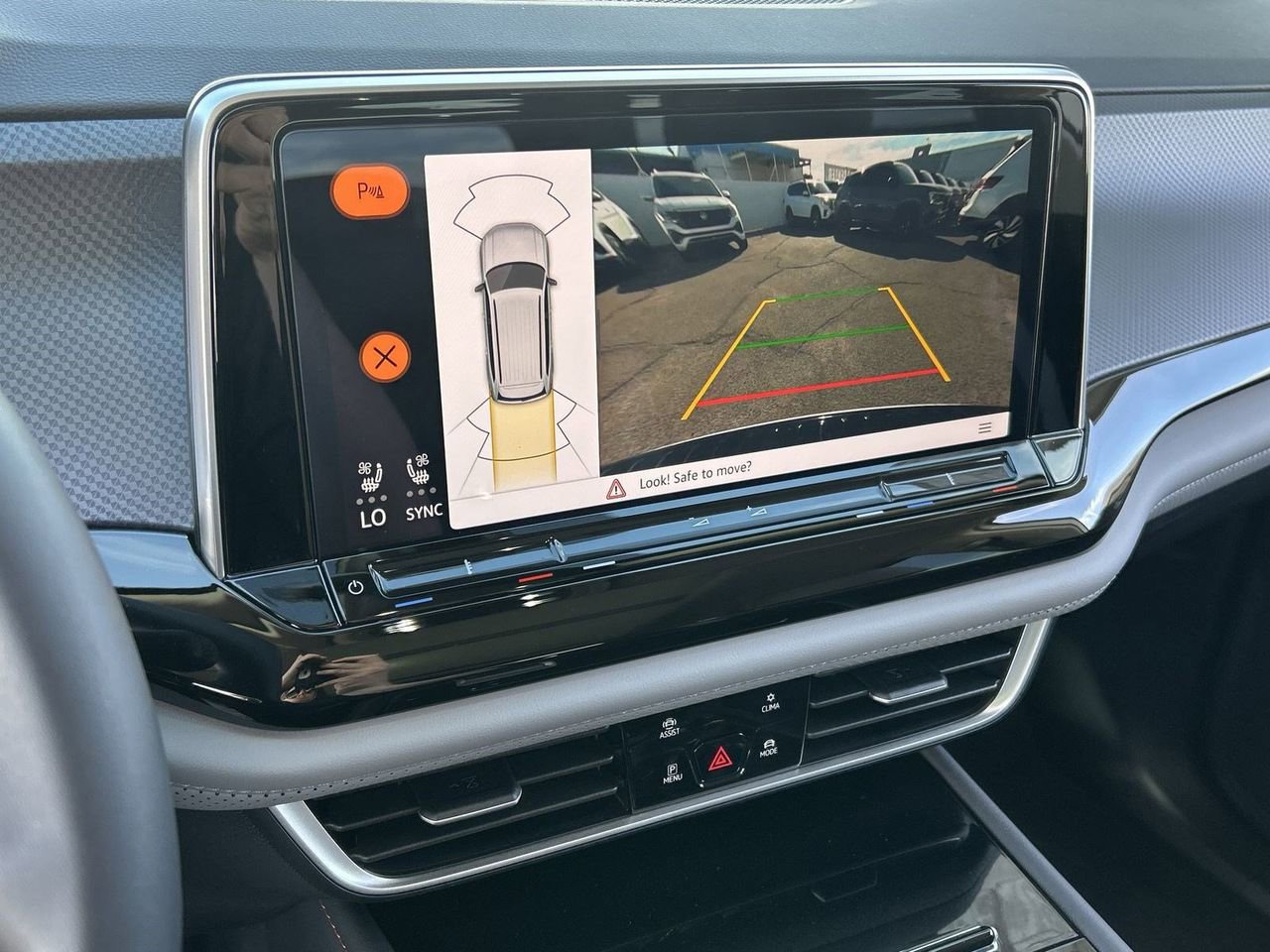 New 2026 Volkswagen Atlas Peak Edition image 23