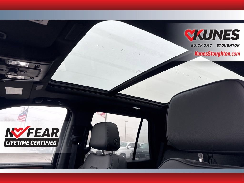 Used 2025 GMC Yukon Denali image 31