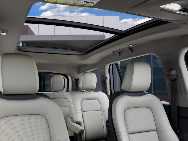 New 2027 Lincoln Aviator AWD w/ Jet Appearance Package image 22