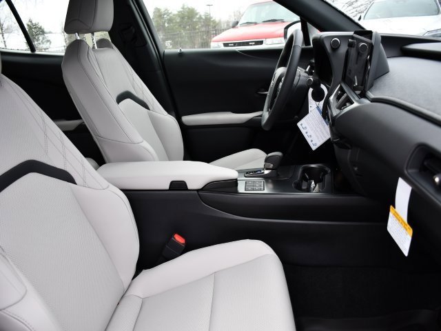 New 2025 Lexus UX 300h AWD image 29
