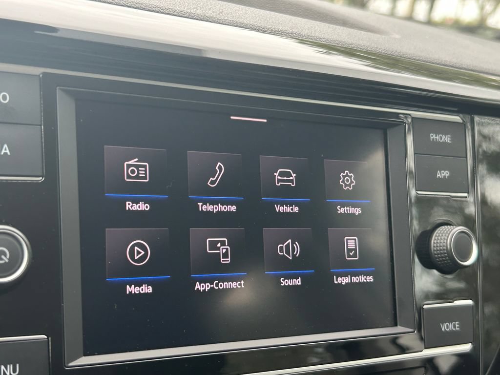 Certified 2023 Volkswagen Taos S FWD image 16