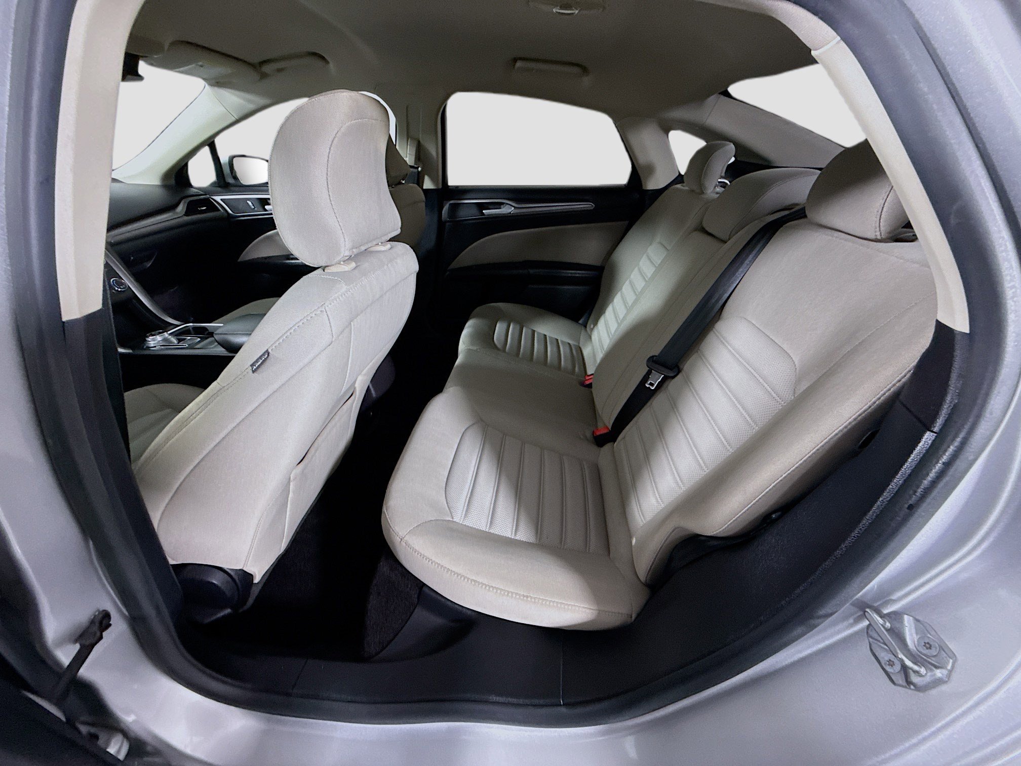 Used 2017 Ford Fusion S image 25