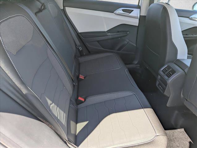 New 2026 Volkswagen Taos SE FWD image 29