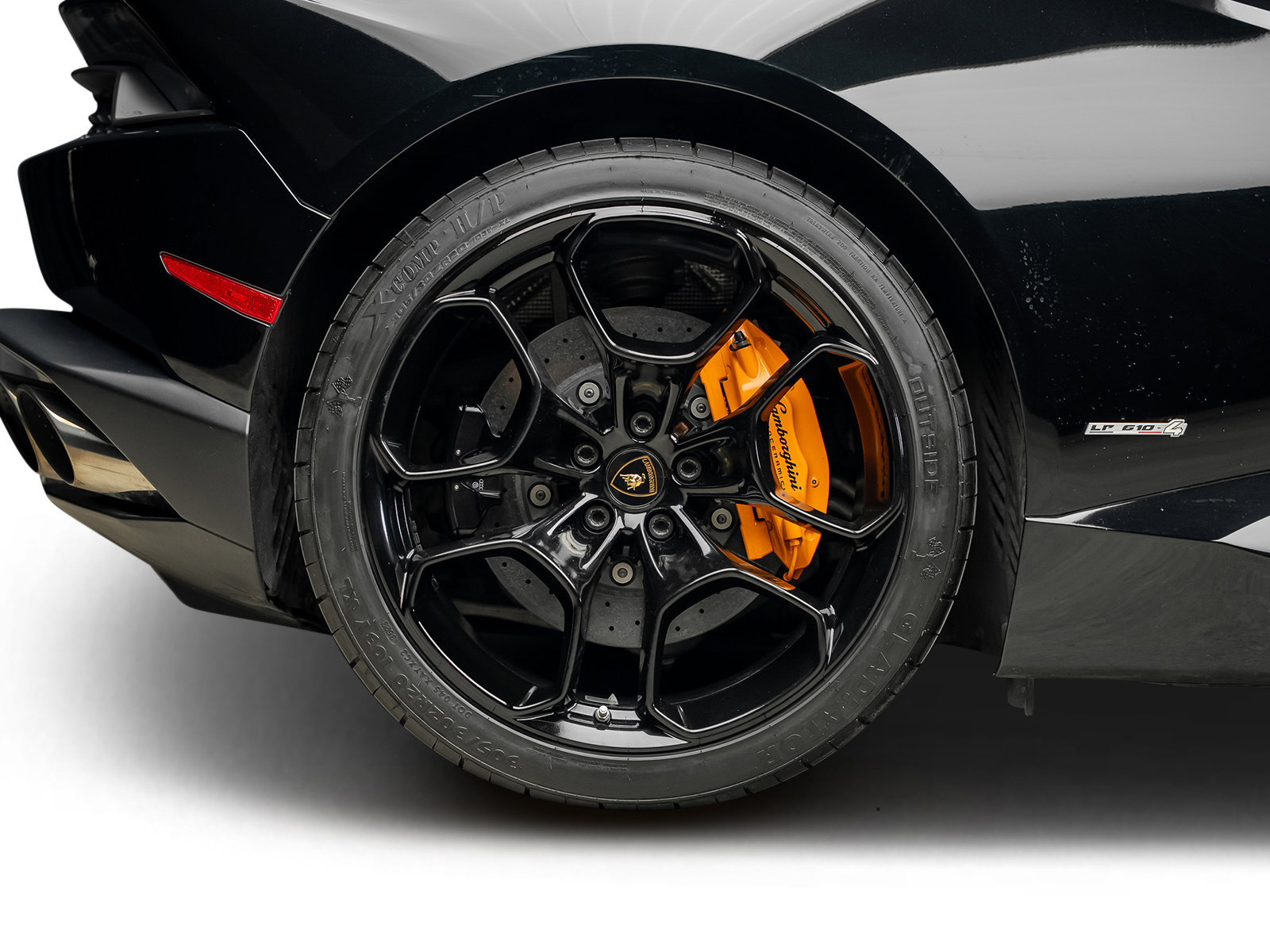 Used 2015 Lamborghini Huracan LP 610-4 AWD/4WD image 28