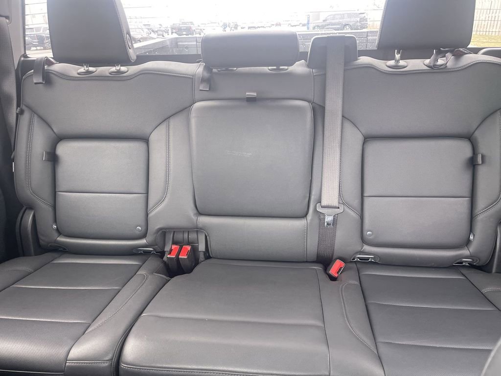 Used 2025 GMC Sierra 1500 SLT image 36