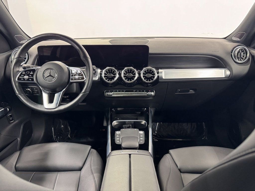 Certified 2023 Mercedes-Benz EQB 300 4MATIC w/ Pinnacle Package image 24
