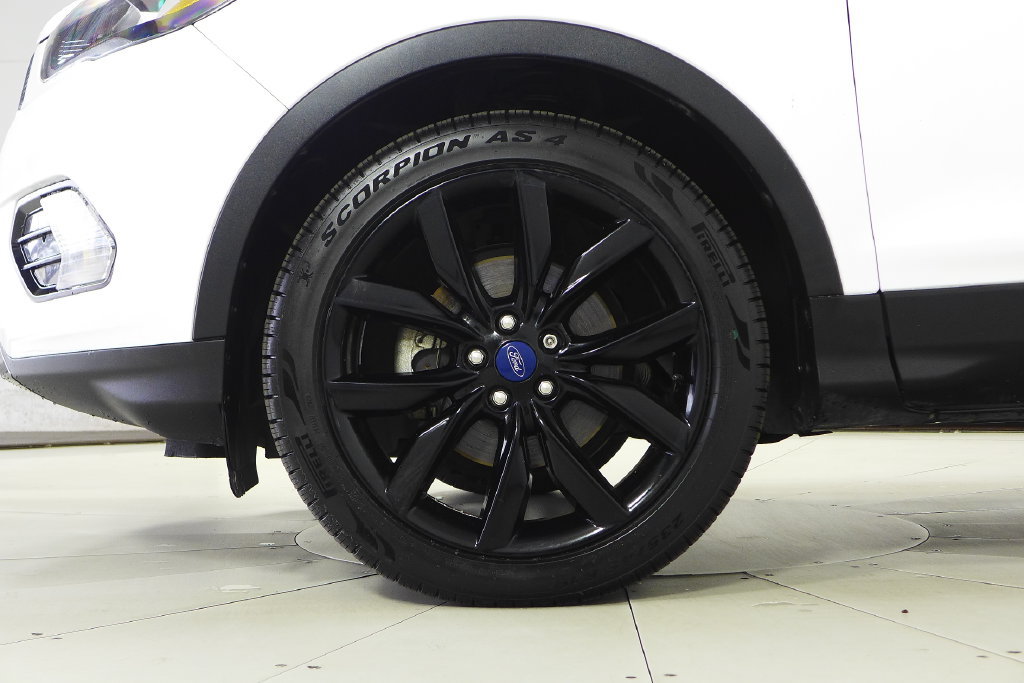 Used 2019 Ford Escape SE FWD image 5
