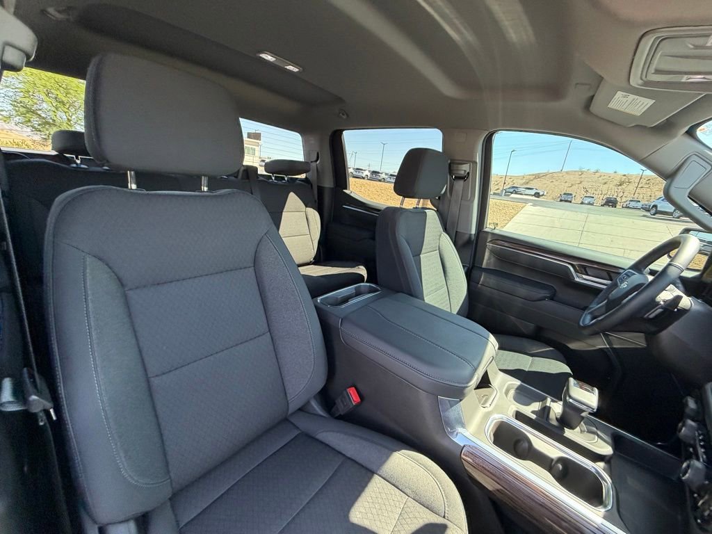 Used 2025 Chevrolet Silverado 1500 LT AWD/4WD image 16