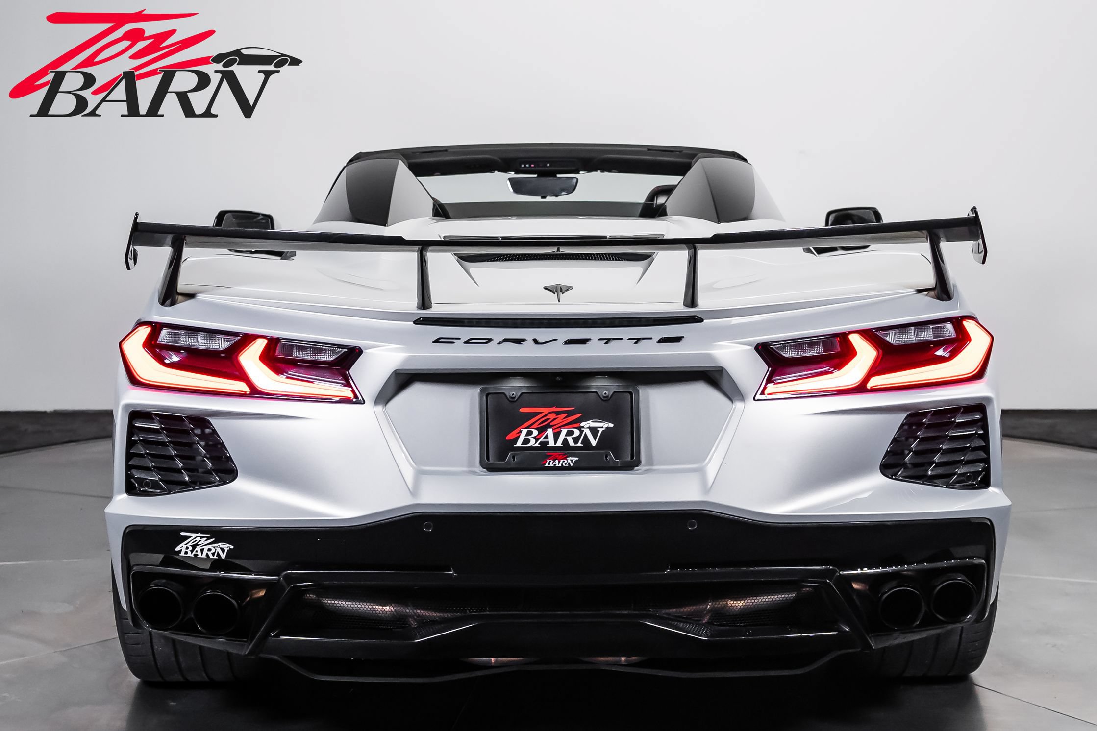 Used 2021 Chevrolet Corvette Stingray Premium Conv w/ Z51 Performance Package RWD image 4