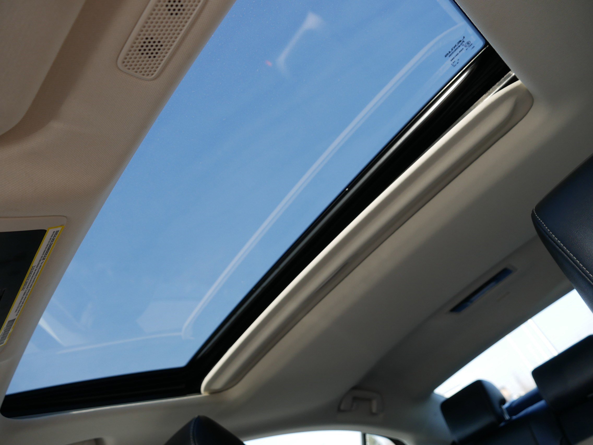 Used 2024 Lexus ES 250 w/ Premium Package image 32