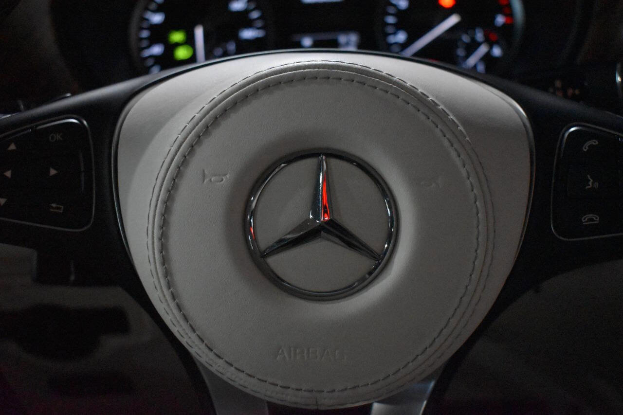 Used 2021 Mercedes-Benz Metris Passenger image 67