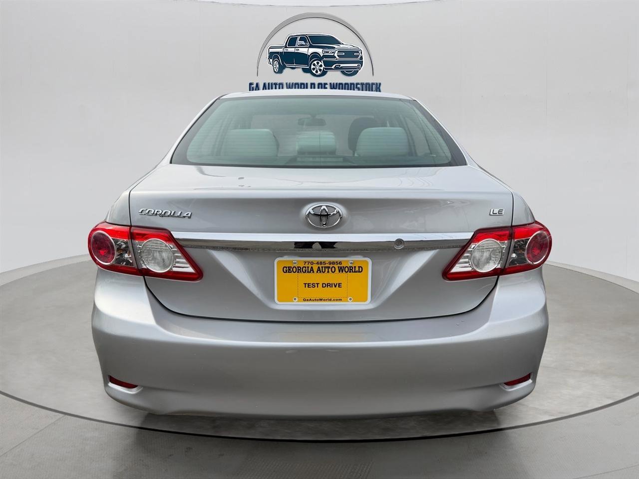Used 2013 Toyota Corolla LE image 7