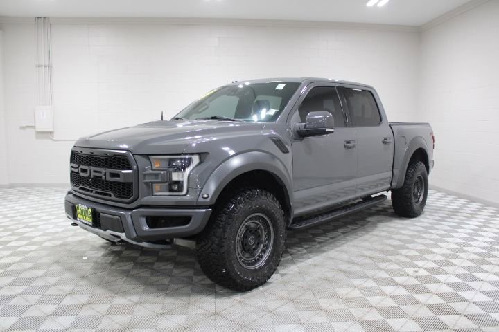 Used 2018 Ford F150 Raptor w/ Equipment Group 802A Luxury image 8