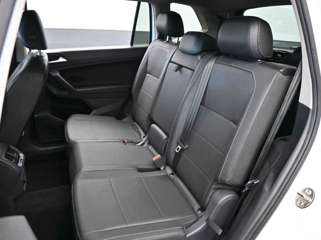 Used 2019 Volkswagen Tiguan SEL image 36
