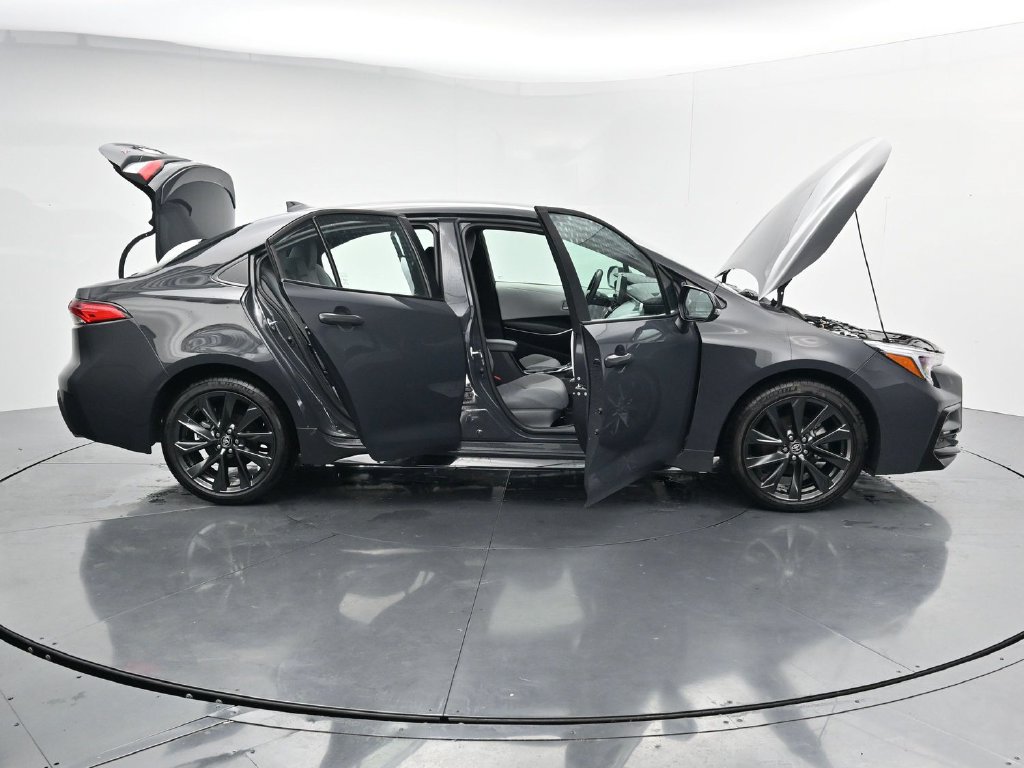 Used 2025 Toyota Corolla SE FWD image 41