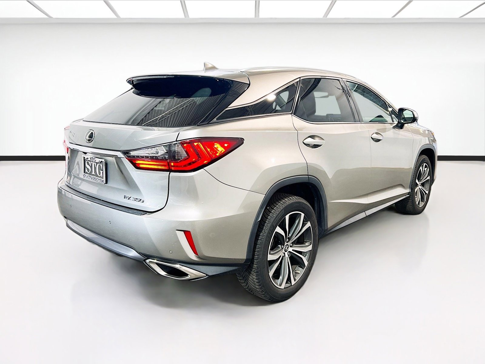 Used 2018 Lexus RX 350 FWD w/ Premium Package image 4