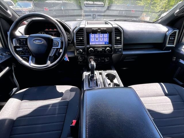 Used 2019 Ford F150 XLT w/ Equipment Group 302A Luxury AWD/4WD image 16