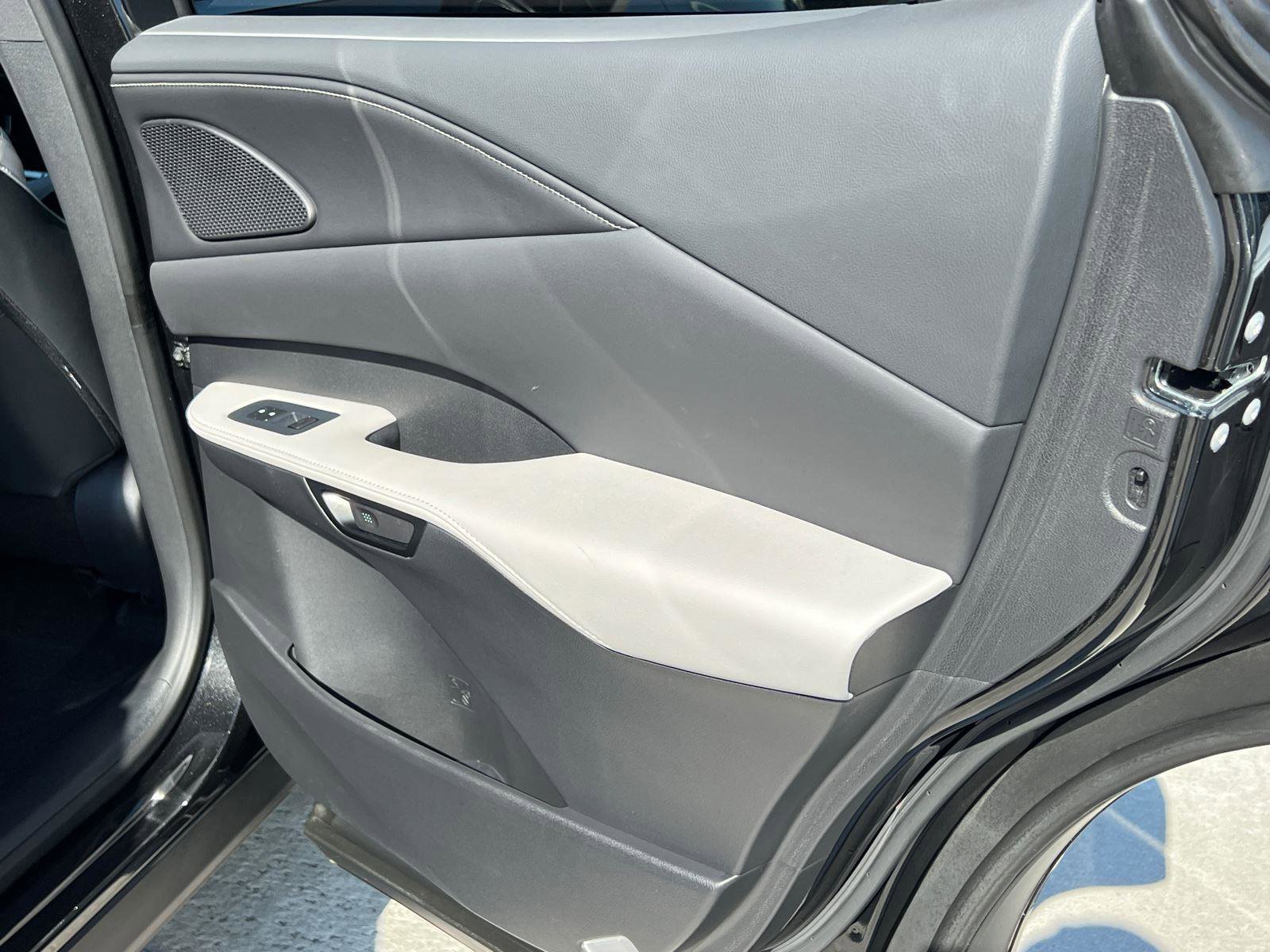 Used 2025 Lexus RX 350 Premium Plus w/ Convenience Package FWD image 16